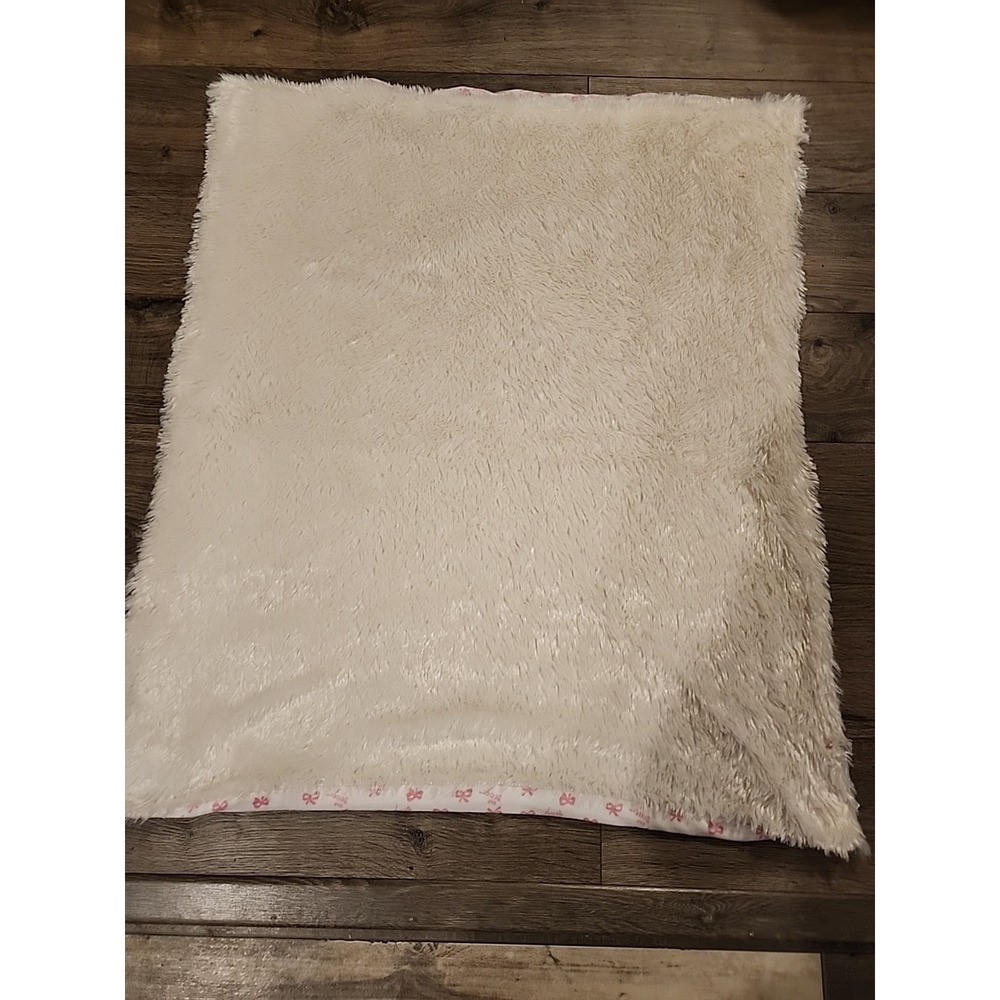 Betsey‎ Johnson Pink Bows Baby Blanket Faux Fur Fleece XOX Hard To Find HTF - Picture 5 of 5